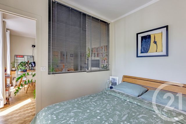Appartement F2 à vendre - 2 pièces - 39.0 m2 - PARIS - 75011 - ILE-DE-FRANCE - Century 21 République
