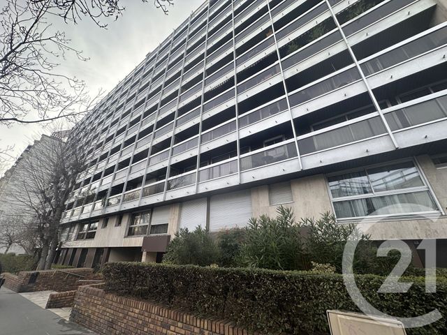 Appartement Studio à louer - 1 pièce - 32.99 m2 - PARIS - 75012 - ILE-DE-FRANCE - Century 21 République