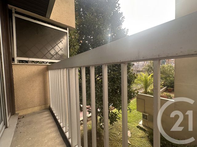 Appartement Studio à louer - 1 pièce - 32.99 m2 - PARIS - 75012 - ILE-DE-FRANCE - Century 21 République