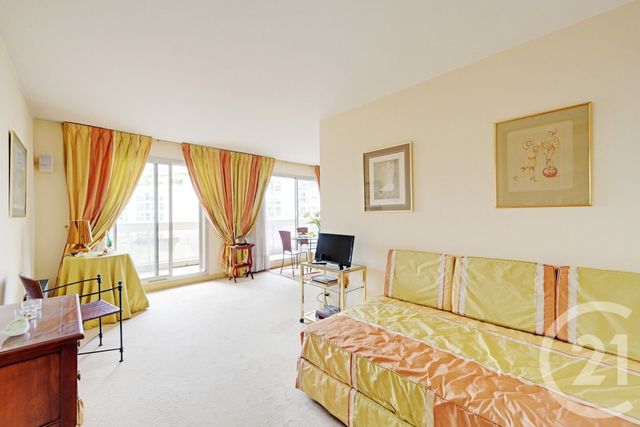 Appartement F2 à vendre - 2 pièces - 50.0 m2 - PARIS - 75019 - ILE-DE-FRANCE - Century 21 République