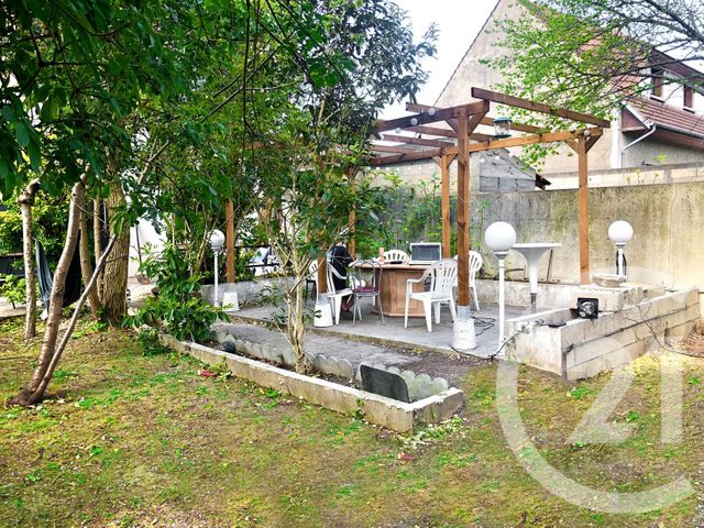 maison à vendre - 13 pièces - 250.0 m2 - LA COURNEUVE - 93 - ILE-DE-FRANCE - Century 21 République