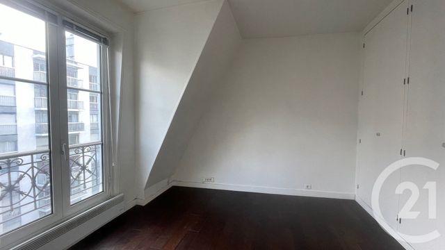Appartement F2 à louer - 2 pièces - 39.37 m2 - PARIS - 75013 - ILE-DE-FRANCE - Century 21 République
