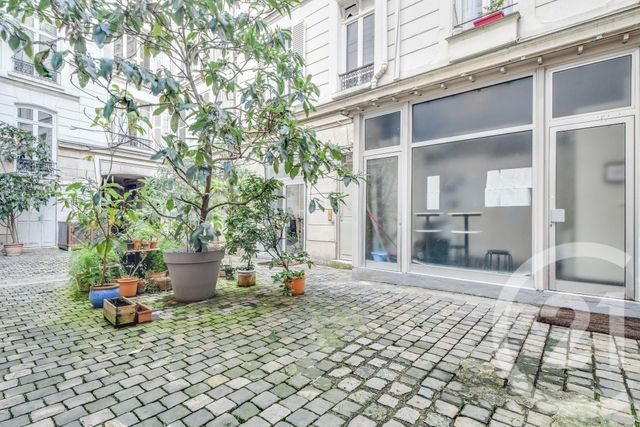 Appartement F2 à vendre - 2 pièces - 40.0 m2 - PARIS - 75009 - ILE-DE-FRANCE - Century 21 République