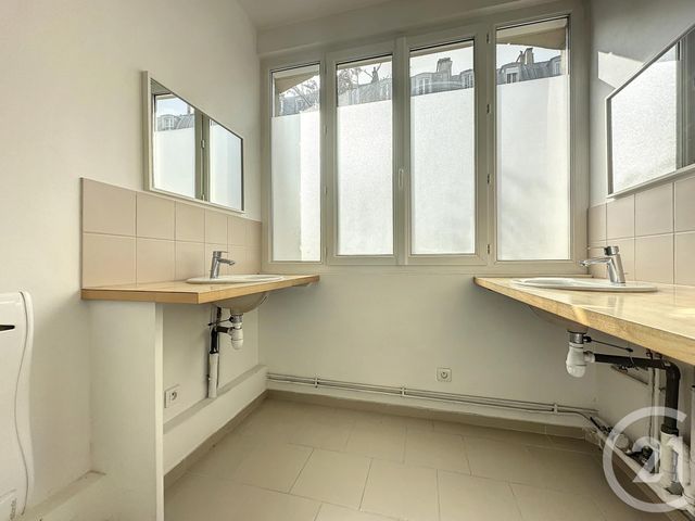 Appartement F3 à louer - 3 pièces - 66.0 m2 - PARIS - 75012 - ILE-DE-FRANCE - Century 21 République