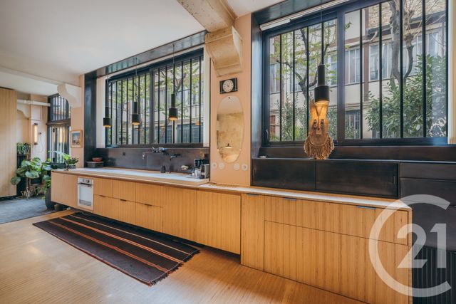 Appartement F4 à vendre - 4 pièces - 73.68 m2 - PARIS - 75011 - ILE-DE-FRANCE - Century 21 République