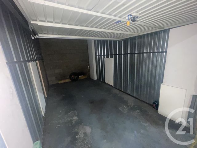 parking à vendre - 10.85 m2 - PARIS - 75011 - ILE-DE-FRANCE - Century 21 République