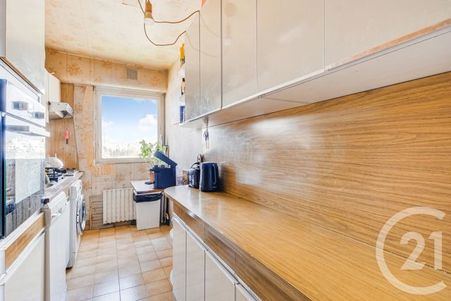 Appartement F3 à vendre - 3 pièces - 76.02 m2 - PARIS - 75020 - ILE-DE-FRANCE - Century 21 République