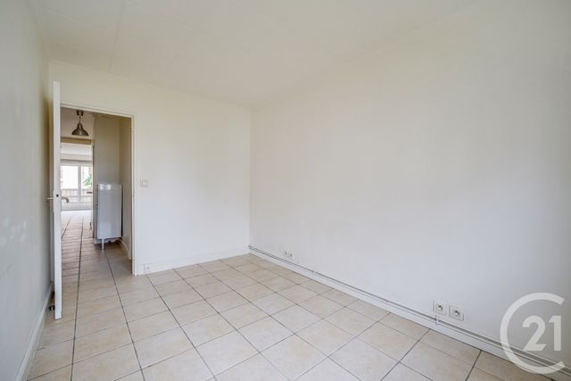Appartement F2 à vendre - 2 pièces - 44.38 m2 - PARIS - 75019 - ILE-DE-FRANCE - Century 21 République