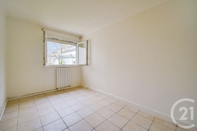 Appartement F2 à vendre - 2 pièces - 44.38 m2 - PARIS - 75019 - ILE-DE-FRANCE - Century 21 République