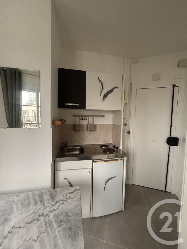 Appartement Studette à louer - 1 pièce - 10.26 m2 - PARIS - 75010 - ILE-DE-FRANCE - Century 21 République