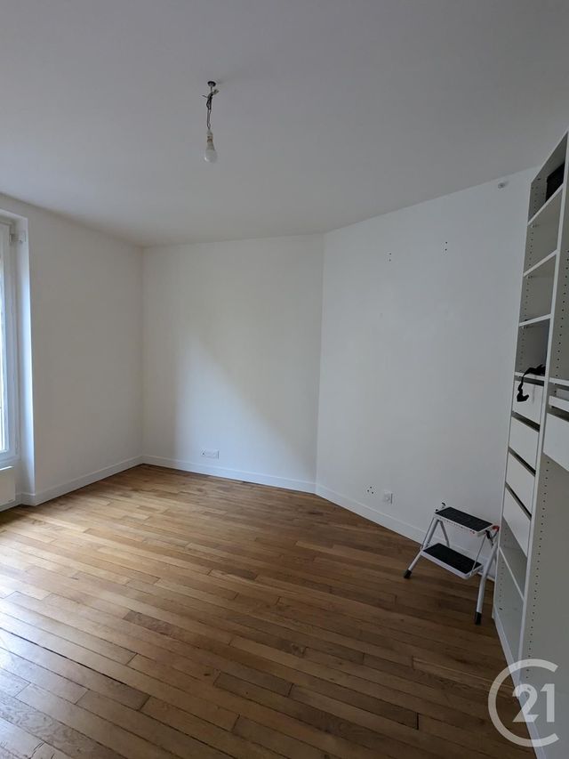 Appartement T3 à louer - 3 pièces - 68.53 m2 - PARIS - 75012 - ILE-DE-FRANCE - Century 21 République