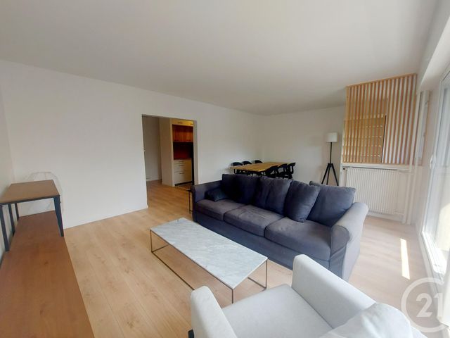 Appartement T2 à louer - 2 pièces - 60.07 m2 - PARIS - 75013 - ILE-DE-FRANCE - Century 21 République