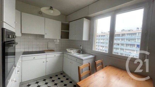 Appartement F2 à louer - 2 pièces - 53.72 m2 - PARIS - 75013 - ILE-DE-FRANCE - Century 21 République