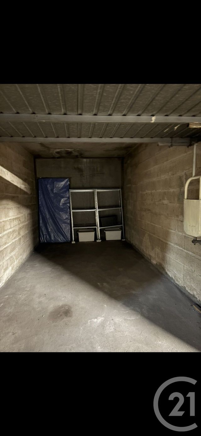 parking à vendre - 12.29 m2 - PARIS - 75020 - ILE-DE-FRANCE - Century 21 République