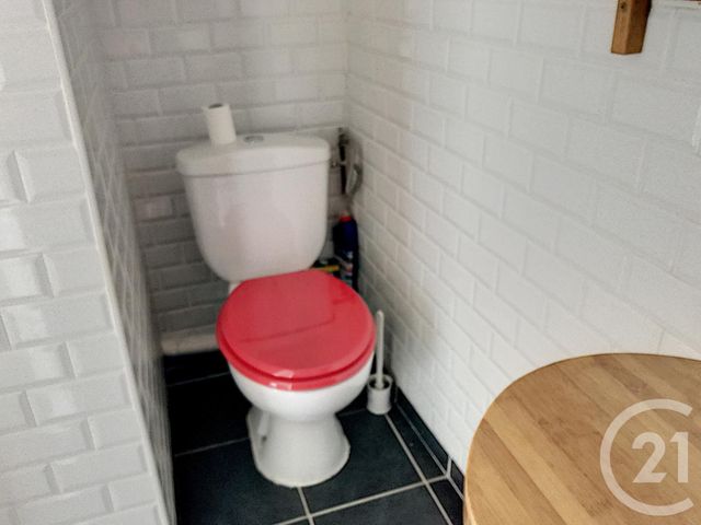 Appartement Studio à louer - 1 pièce - 25.63 m2 - PARIS - 75012 - ILE-DE-FRANCE - Century 21 République