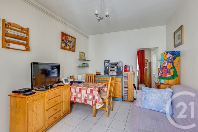 Appartement F2 à vendre - 2 pièces - 37.6 m2 - PARIS - 75010 - ILE-DE-FRANCE - Century 21 République