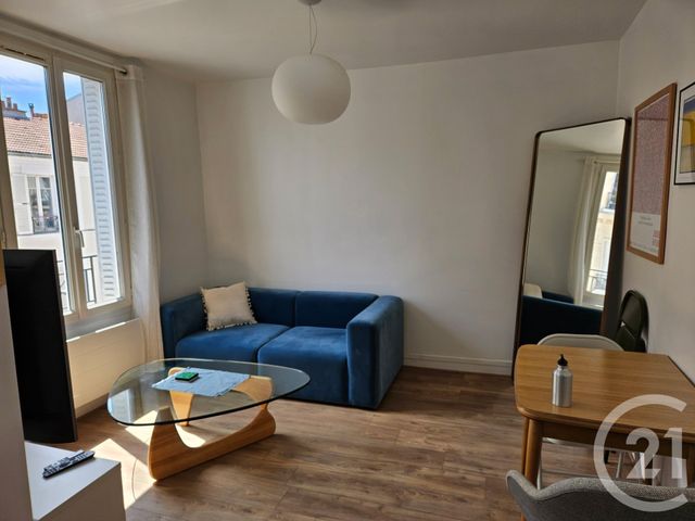 Appartement T2 à louer - 2 pièces - 28.04 m2 - CHARENTON LE PONT - 94 - ILE-DE-FRANCE - Century 21 République