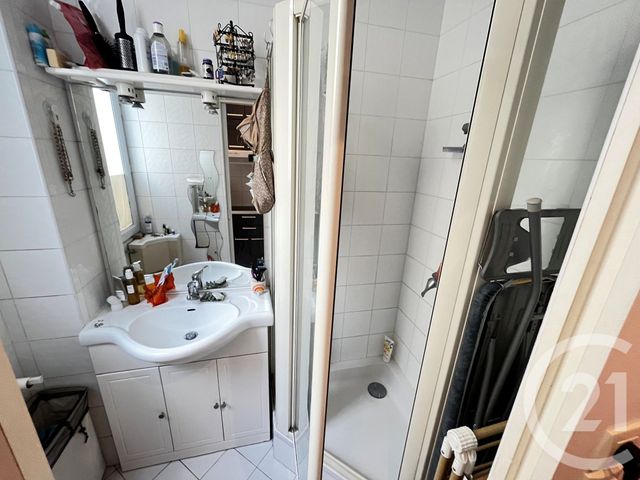 Appartement Studio à louer - 1 pièce - 15.78 m2 - PARIS - 75004 - ILE-DE-FRANCE - Century 21 République