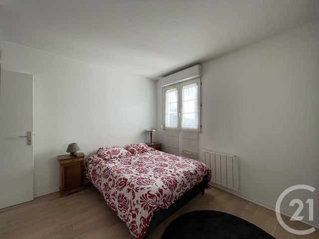 Appartement F2 à louer - 2 pièces - 52.93 m2 - PARIS - 75019 - ILE-DE-FRANCE - Century 21 République