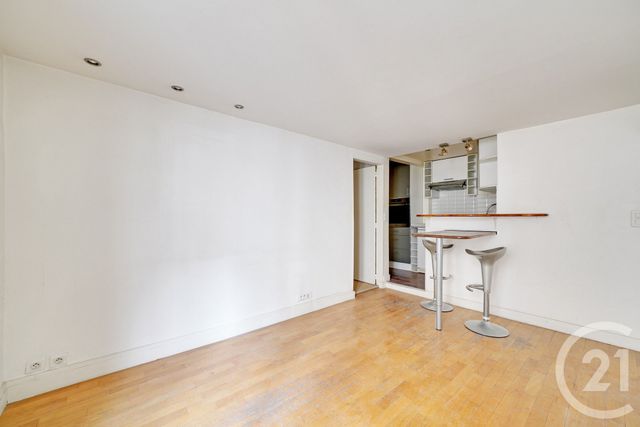 Appartement F3 à vendre - 3 pièces - 38.49 m2 - PARIS - 75010 - ILE-DE-FRANCE - Century 21 République