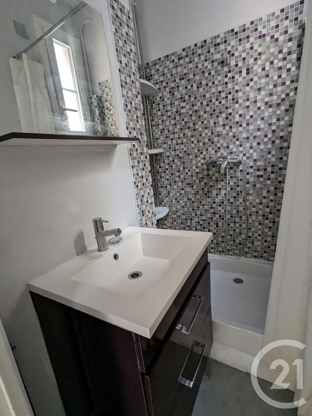Appartement F2 à louer - 2 pièces - 36.18 m2 - PARIS - 75019 - ILE-DE-FRANCE - Century 21 République