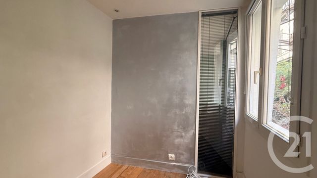 Appartement F2 à louer - 2 pièces - 58.0 m2 - PARIS - 75012 - ILE-DE-FRANCE - Century 21 République