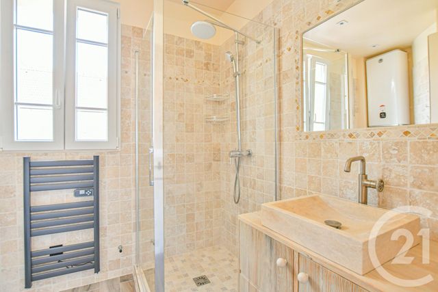 Appartement F3 à louer - 3 pièces - 47.5 m2 - PARIS - 75013 - ILE-DE-FRANCE - Century 21 République