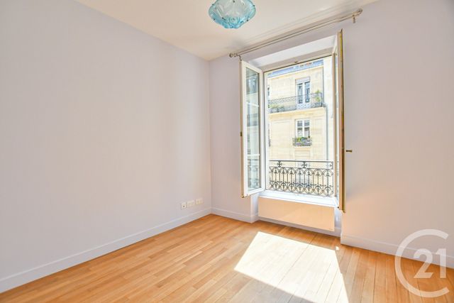 Appartement F3 à louer - 3 pièces - 47.5 m2 - PARIS - 75013 - ILE-DE-FRANCE - Century 21 République