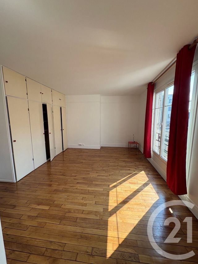 Appartement T1 à louer - 1 pièce - 37.25 m2 - PARIS - 75010 - ILE-DE-FRANCE - Century 21 République