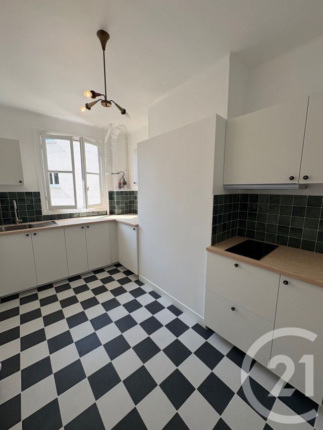 Appartement T1 à louer - 1 pièce - 37.25 m2 - PARIS - 75010 - ILE-DE-FRANCE - Century 21 République