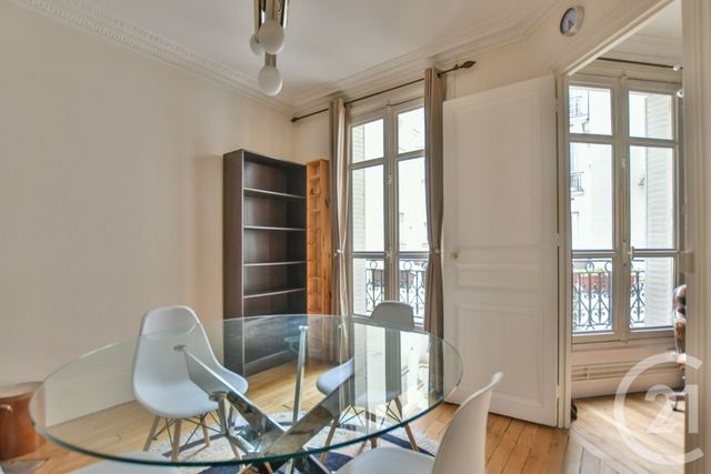 Appartement T4 à louer - 4 pièces - 70.06 m2 - PARIS - 75013 - ILE-DE-FRANCE - Century 21 République