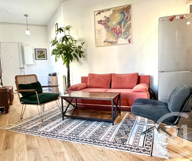 Appartement F3 à louer - 3 pièces - 64.09 m2 - PARIS - 75011 - ILE-DE-FRANCE - Century 21 République