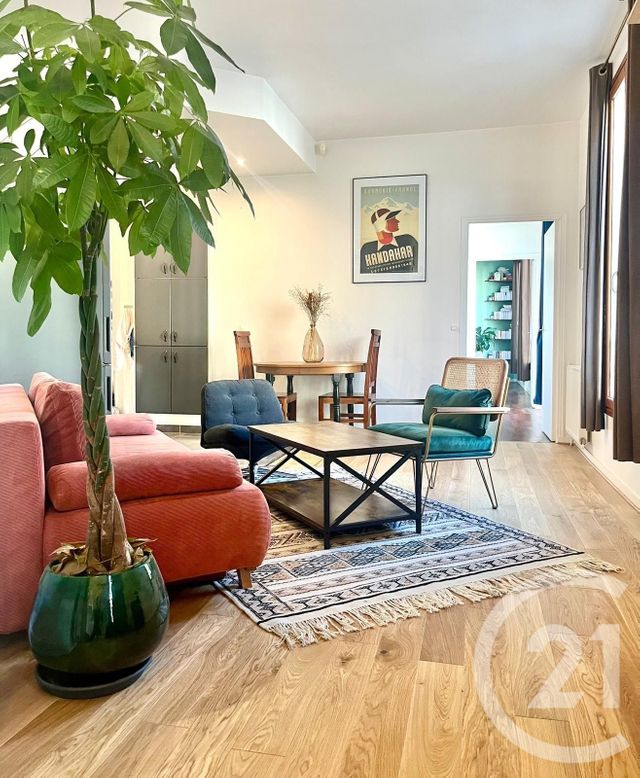 Appartement F3 à louer PARIS