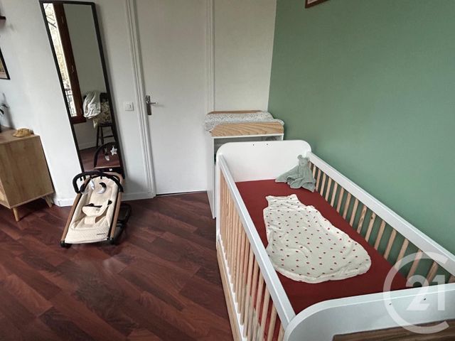 Appartement F3 à louer - 3 pièces - 64.09 m2 - PARIS - 75011 - ILE-DE-FRANCE - Century 21 République