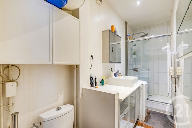 Appartement F2 à vendre - 2 pièces - 45.59 m2 - PARIS - 75020 - ILE-DE-FRANCE - Century 21 République