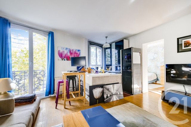 Appartement F2 à vendre - 2 pièces - 45.59 m2 - PARIS - 75020 - ILE-DE-FRANCE - Century 21 République