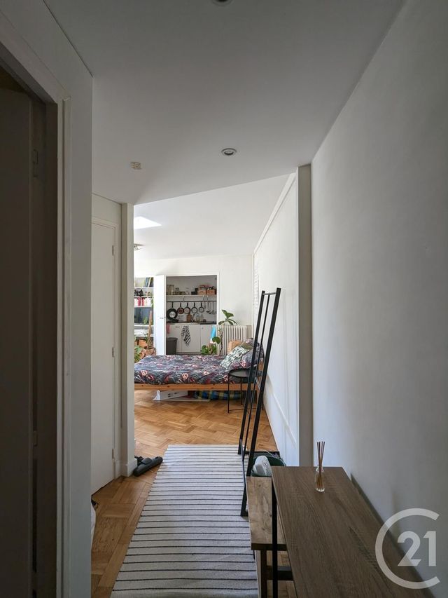 Appartement F1 à louer - 1 pièce - 31.5 m2 - PARIS - 75019 - ILE-DE-FRANCE - Century 21 République