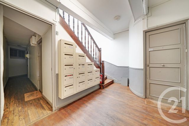 Appartement Studette à vendre - 4 pièces - 49.67 m2 - LEVALLOIS PERRET - 92 - ILE-DE-FRANCE - Century 21 République