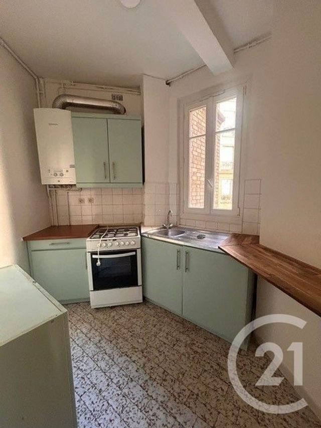 Appartement T2 à louer - 2 pièces - 55.75 m2 - PARIS - 75019 - ILE-DE-FRANCE - Century 21 République