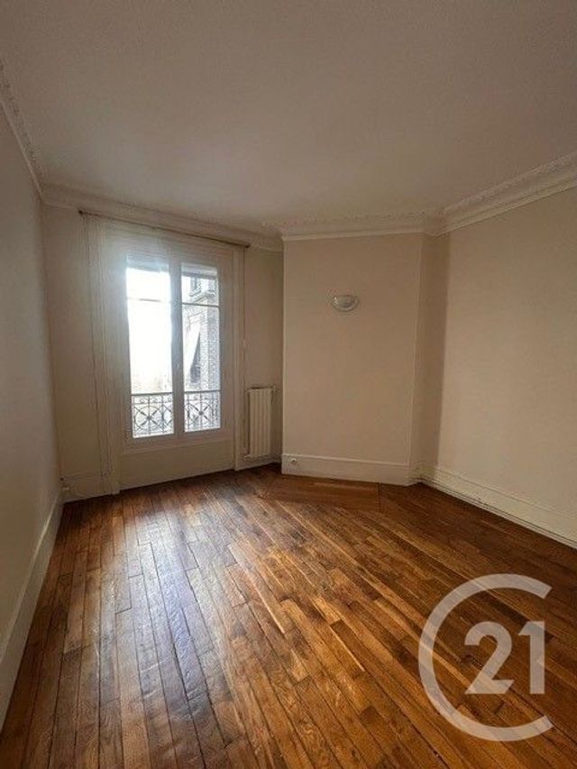 Appartement T2 à louer - 2 pièces - 55.75 m2 - PARIS - 75019 - ILE-DE-FRANCE - Century 21 République