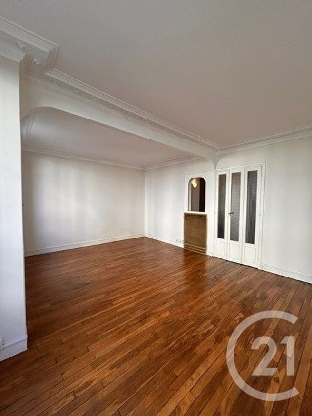 Appartement T2 à louer - 2 pièces - 55.75 m2 - PARIS - 75019 - ILE-DE-FRANCE - Century 21 République
