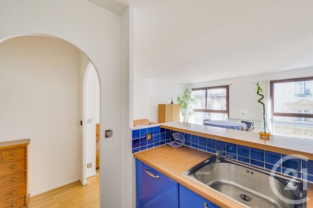 Appartement F3 à vendre - 3 pièces - 71.67 m2 - PARIS - 75010 - ILE-DE-FRANCE - Century 21 République