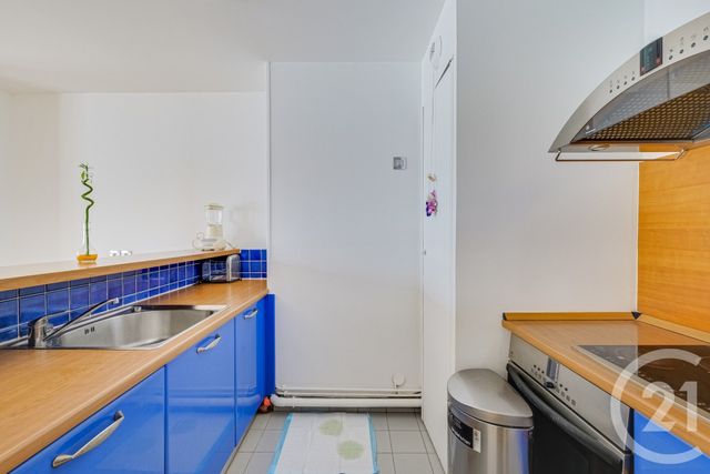 Appartement F3 à vendre - 3 pièces - 71.67 m2 - PARIS - 75010 - ILE-DE-FRANCE - Century 21 République