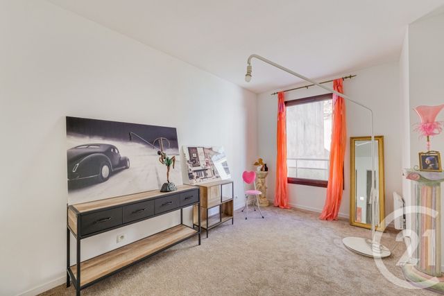 Appartement F3 à vendre - 3 pièces - 71.67 m2 - PARIS - 75010 - ILE-DE-FRANCE - Century 21 République