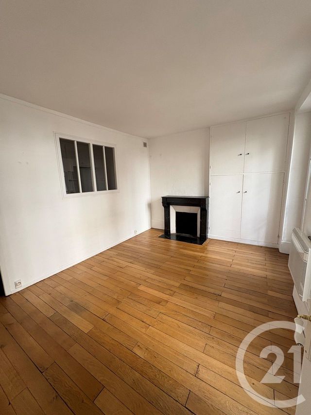 Appartement T2 à louer - 2 pièces - 49.69 m2 - PARIS - 75009 - ILE-DE-FRANCE - Century 21 République