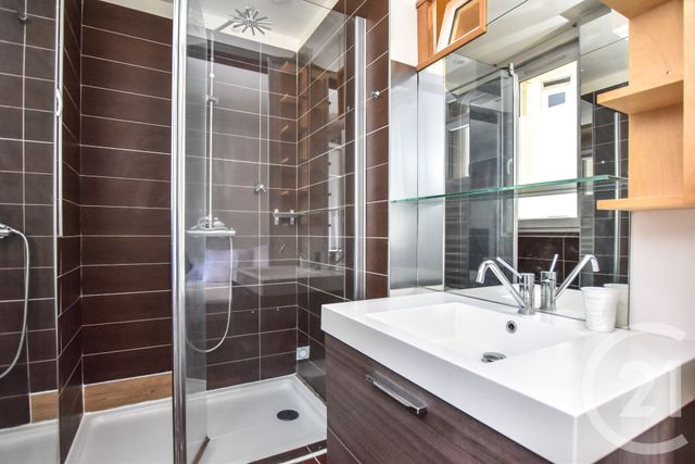 Appartement F2 à louer - 2 pièces - 33.51 m2 - PARIS - 75013 - ILE-DE-FRANCE - Century 21 République