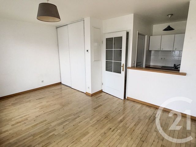 Appartement F1 à louer - 1 pièce - 24.25 m2 - VINCENNES - 94 - ILE-DE-FRANCE - Century 21 République